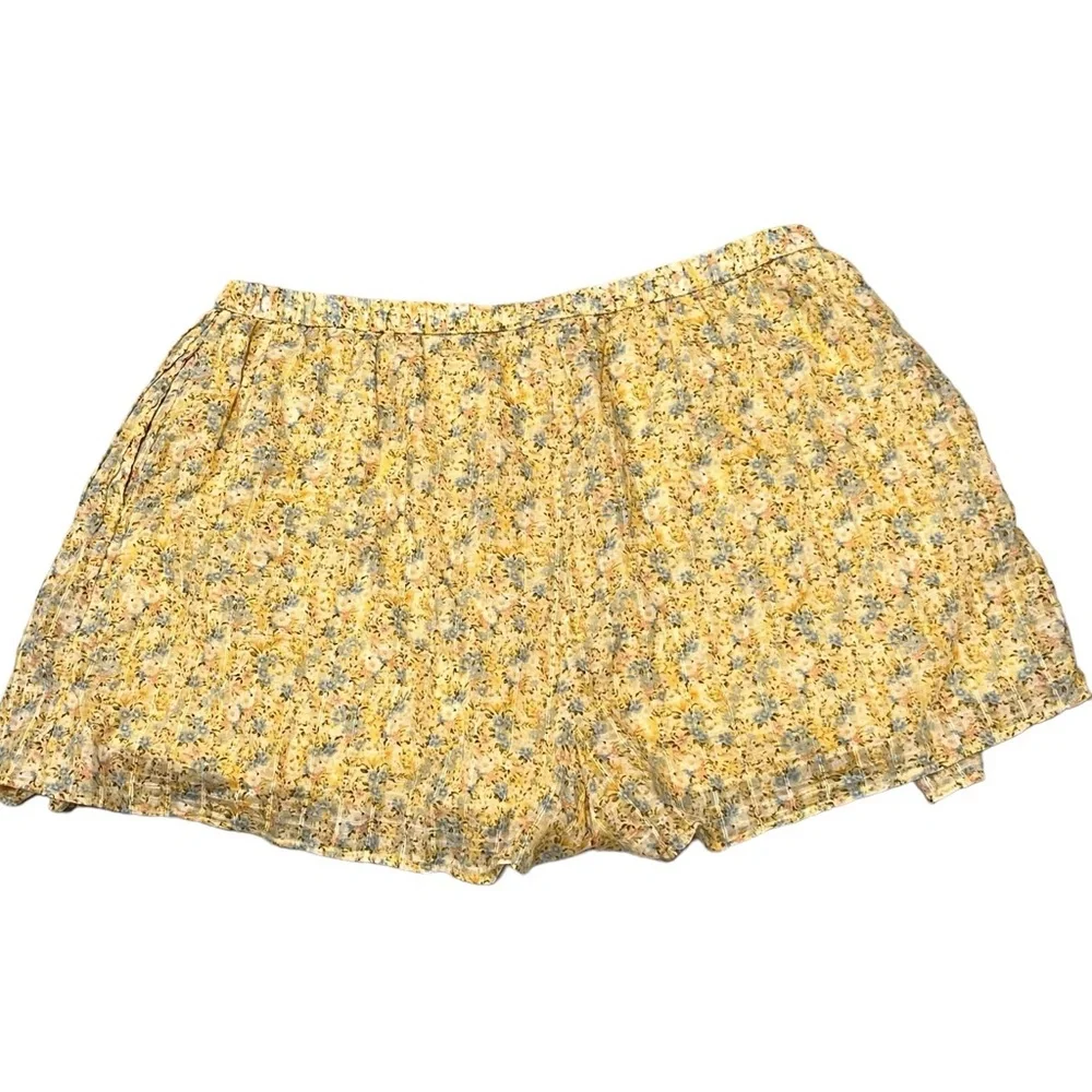 NEW American Eagle Yellow Floral High Waisted Pull On Flowy Shorts size XXL